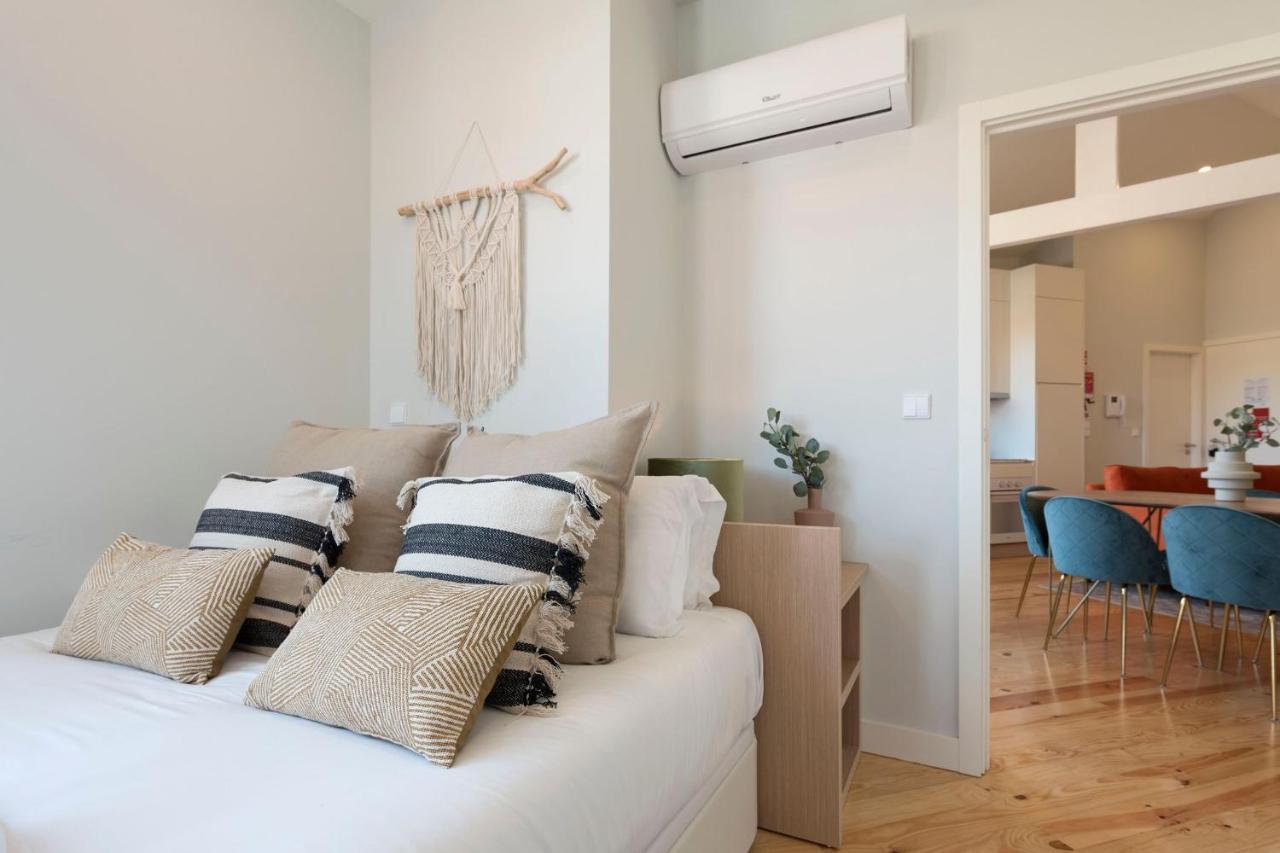 Central Superb Flat W/ Ac & Balcony By Lovelystay Porto Exterior photo