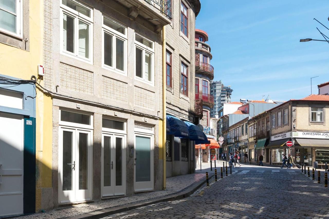 Central Superb Flat W/ Ac & Balcony By Lovelystay Porto Exterior photo